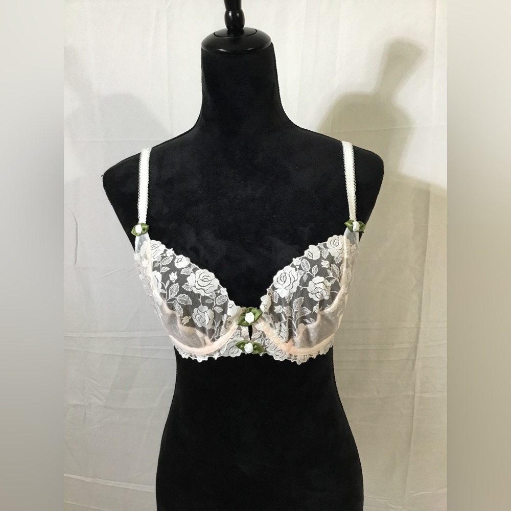 Victoria’s Secret bra size m